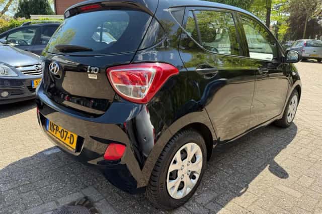 Hyundai i10 (2013) thumbnail 5