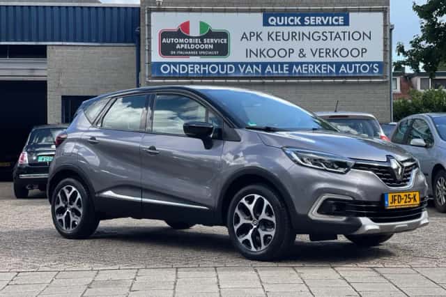 Renault Captur (2017) thumbnail 3