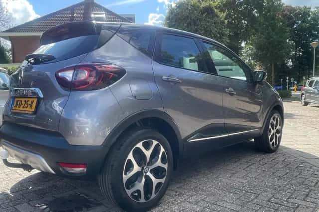 Renault Captur (2017) thumbnail 5