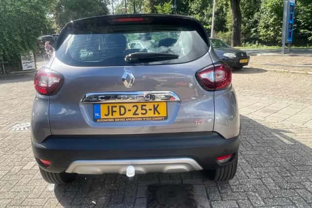 Renault Captur (2017) thumbnail 6