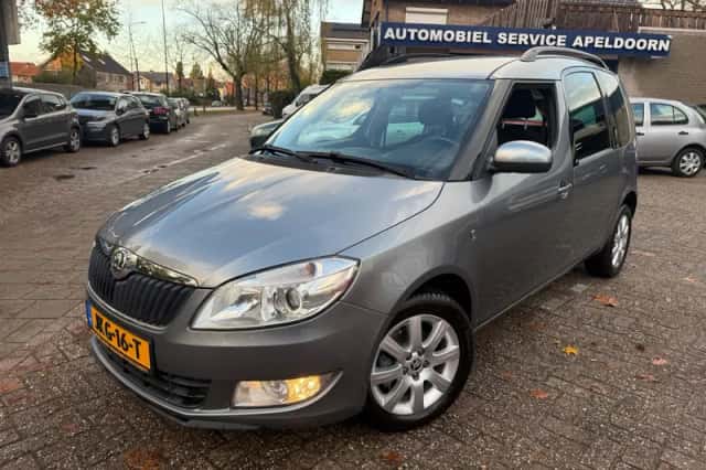 Škoda Roomster (2013) thumbnail 1