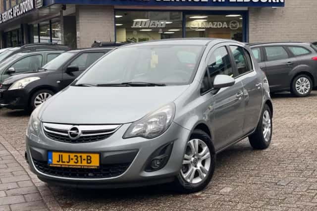 Opel Corsa (2015) thumbnail 1