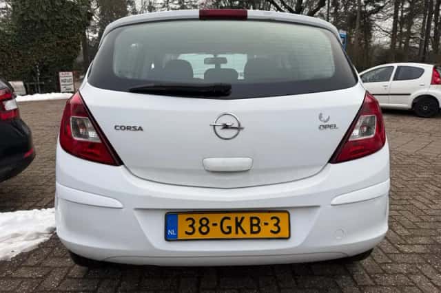Opel Corsa (2008) thumbnail 6