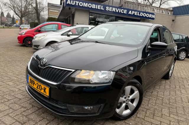 Škoda Rapid (2014) thumbnail 1