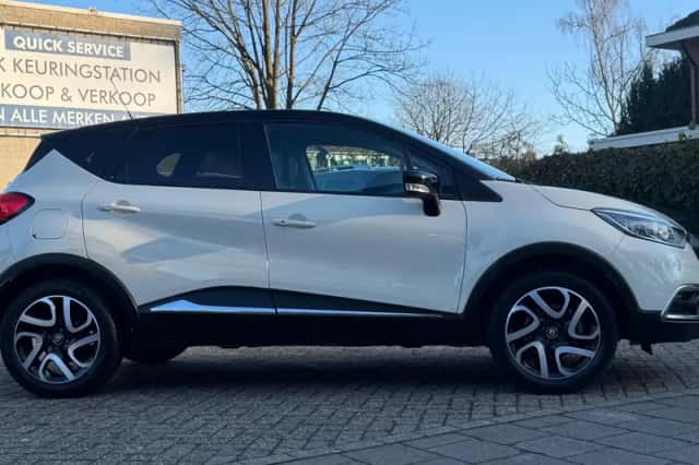Renault Captur (2017) thumbnail 4