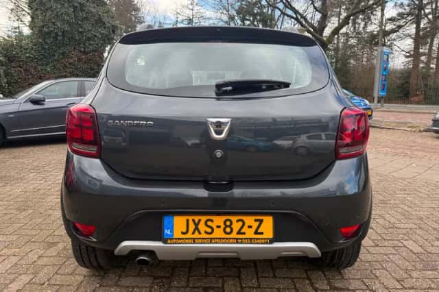 Dacia Sandero (2017) thumbnail 6