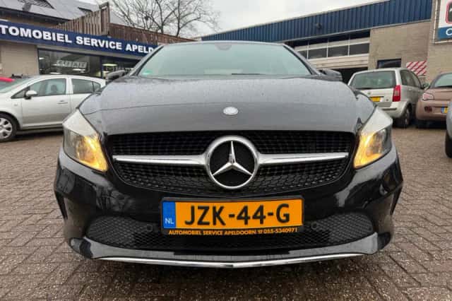 Mercedes-Benz A-Klasse (2016) thumbnail 2