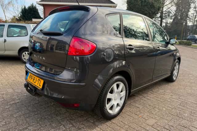SEAT Altea (2005) thumbnail 5