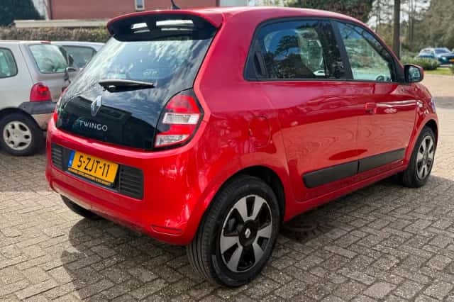 Renault Twingo (2015) thumbnail 5