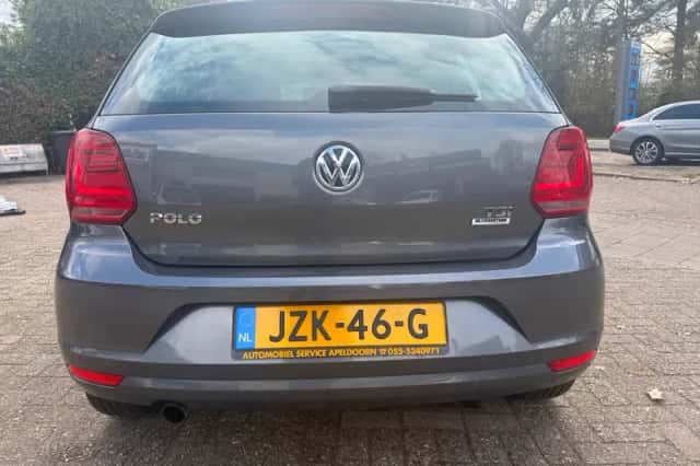 Volkswagen Polo (2016) thumbnail 6