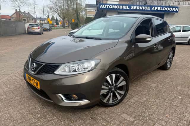 Nissan Pulsar (2015) thumbnail 1