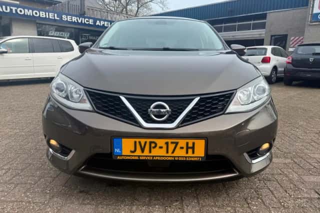 Nissan Pulsar (2015) thumbnail 2