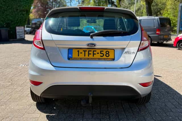 Ford Fiesta (2014) thumbnail 6