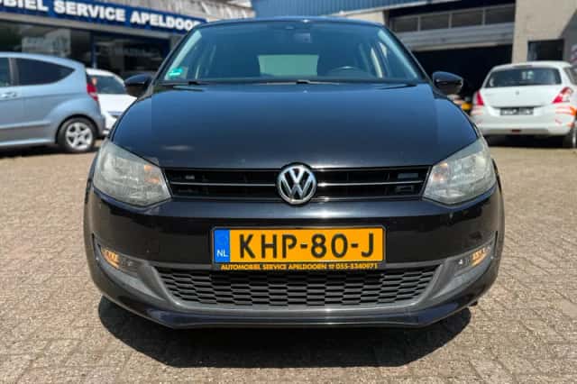 Volkswagen Polo (2012) thumbnail 2