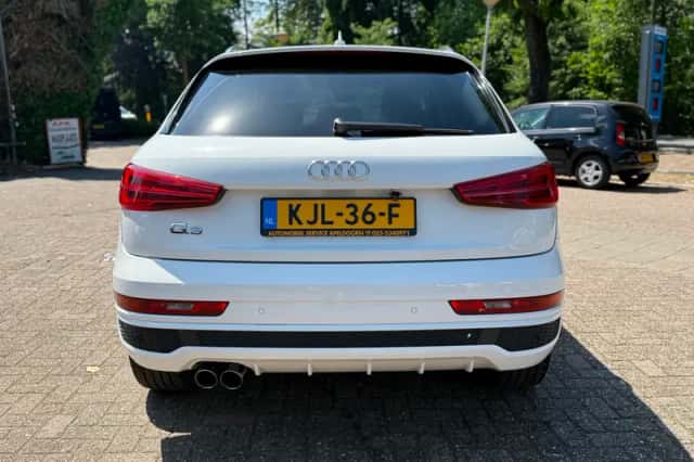 Audi Q3 (2018) thumbnail 6