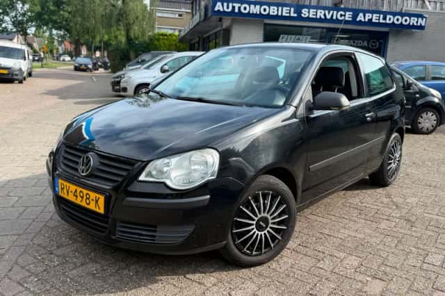 Volkswagen Polo (2008) thumbnail 1