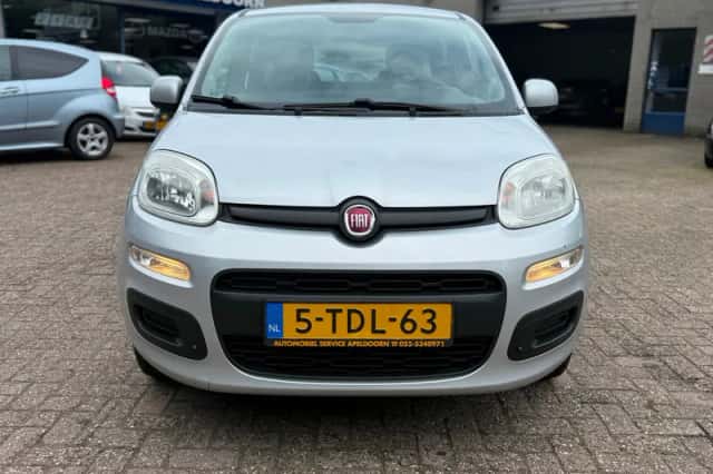 Fiat Panda (2014) thumbnail 2