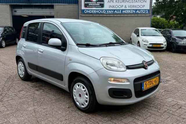 Fiat Panda (2014) thumbnail 3