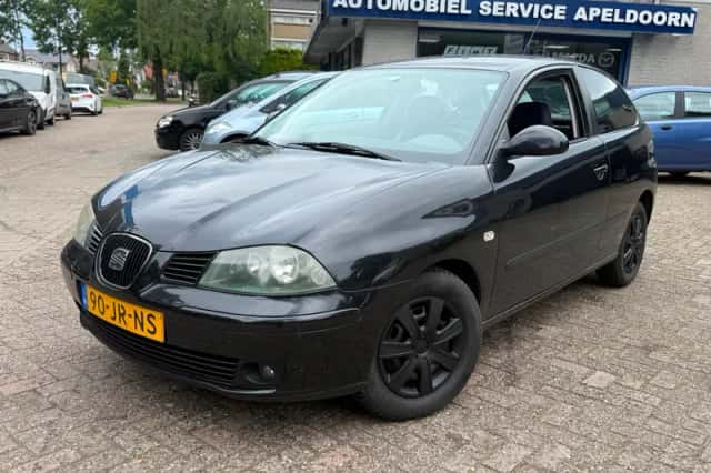SEAT Ibiza (2002) thumbnail 1