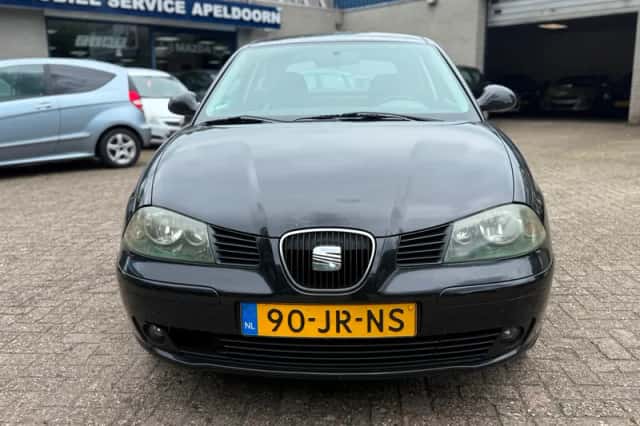 SEAT Ibiza (2002) thumbnail 2