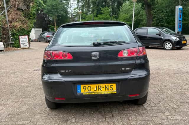 SEAT Ibiza (2002) thumbnail 6
