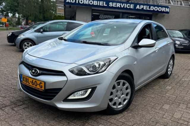 Hyundai i30 (2013) thumbnail 1