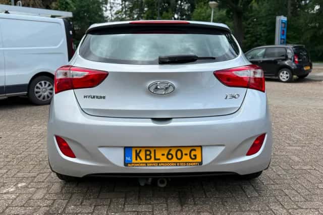 Hyundai i30 (2013) thumbnail 6