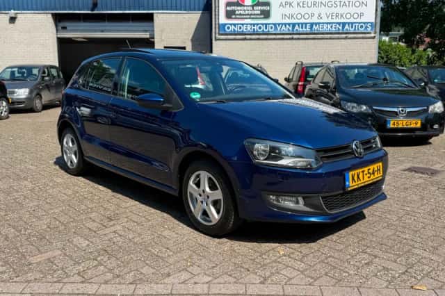 Volkswagen Polo (2011) thumbnail 3