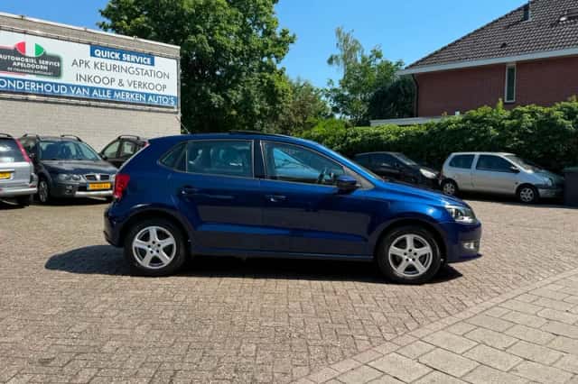 Volkswagen Polo (2011) thumbnail 4