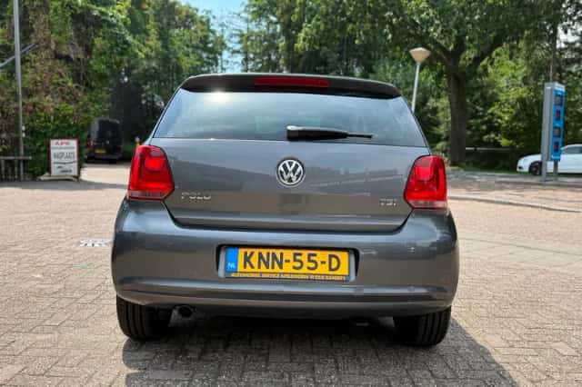 Volkswagen Polo (2013) thumbnail 6