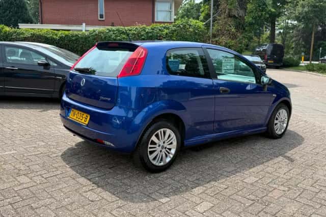 Fiat Grande Punto (2007) thumbnail 5