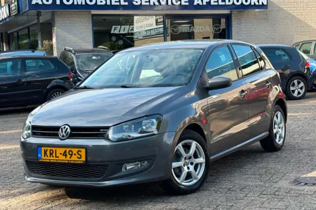 Volkswagen Polo (2012) thumbnail 1