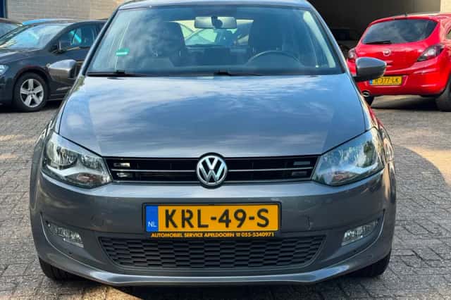 Volkswagen Polo (2012) thumbnail 2