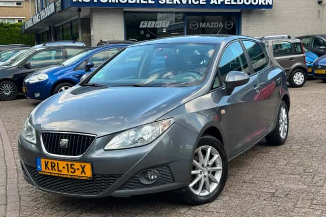 SEAT Ibiza (2012) thumbnail 1