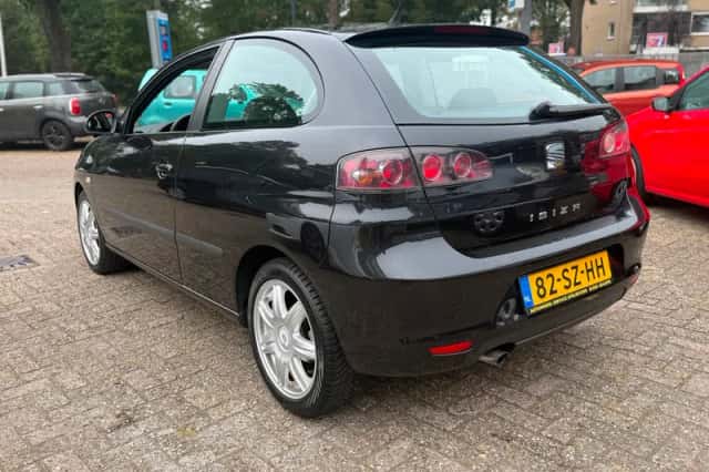 SEAT Ibiza (2006) thumbnail 5
