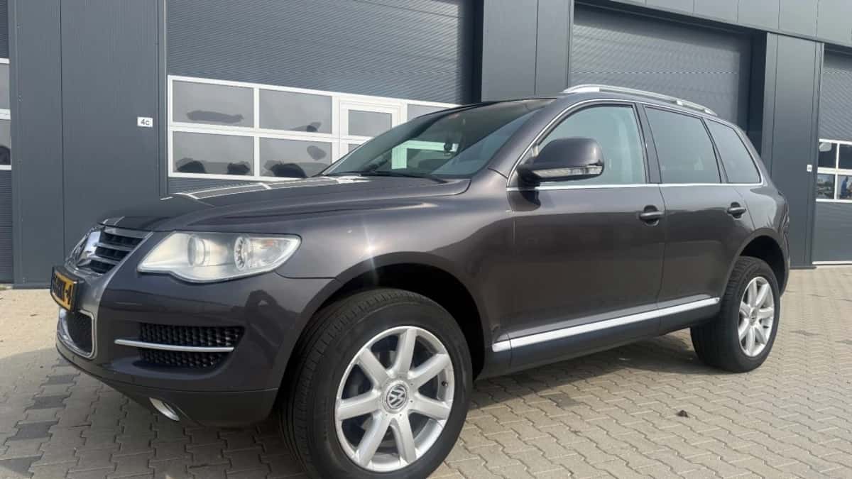 Volkswagen Touareg (2008) — foto 1