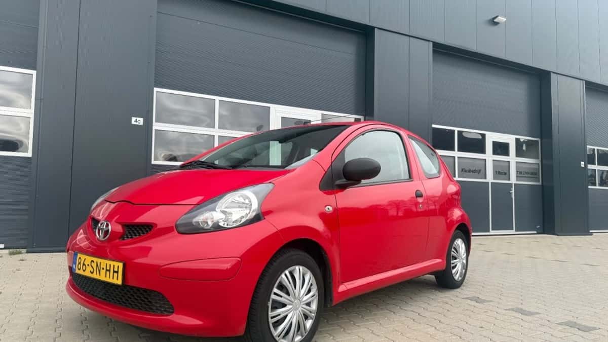 Toyota Aygo (2006) — foto 1