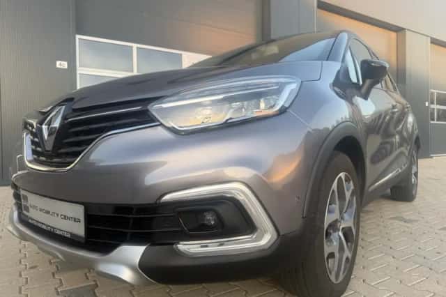 Renault Captur (2018) thumbnail 2