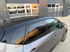 Renault Captur (2018) thumbnail 36