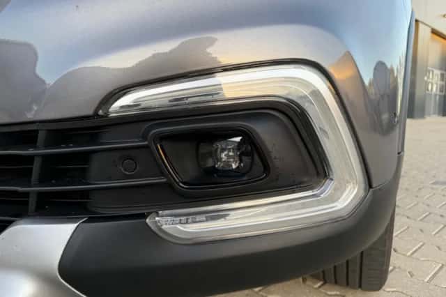 Renault Captur (2018) thumbnail 6