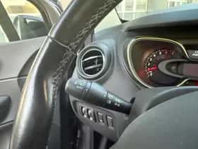 Renault Captur (2018) thumbnail 51