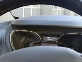 Renault Captur (2018) thumbnail 53