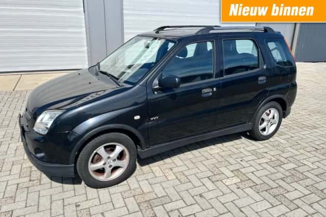 Suzuki Ignis (2006) thumbnail 1