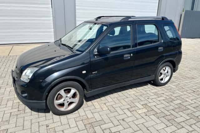 Suzuki Ignis (2006) thumbnail 2