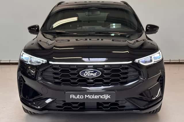 Ford Kuga (2024) thumbnail 2