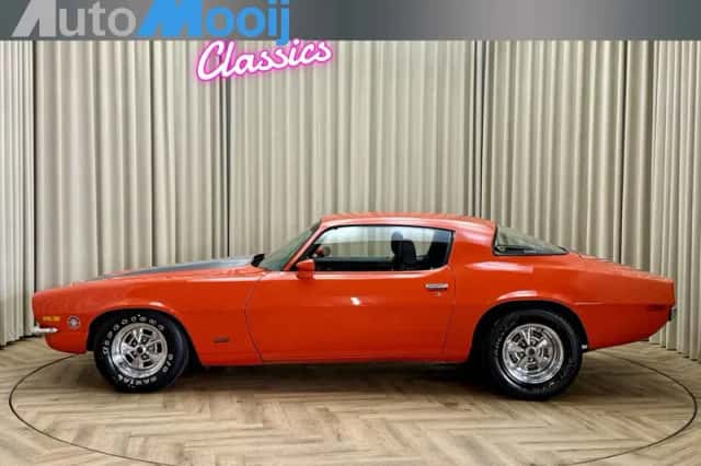 Chevrolet Camaro (1975) thumbnail 1