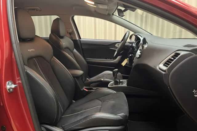 Kia Ceed Sportswagon (2024) thumbnail 3