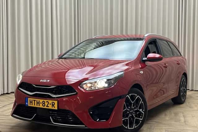 Kia Ceed Sportswagon (2024) thumbnail 4