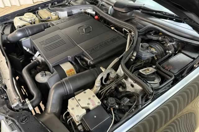 Mercedes-Benz E-Klasse (1992) thumbnail 4