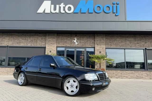 Mercedes-Benz E-Klasse (1992) thumbnail 5